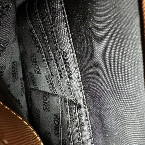 SOLD Michael Kors Jet Set LARGE Nylon & Leather Tote Bag Black & Brown With Care - Picture 10 of 15